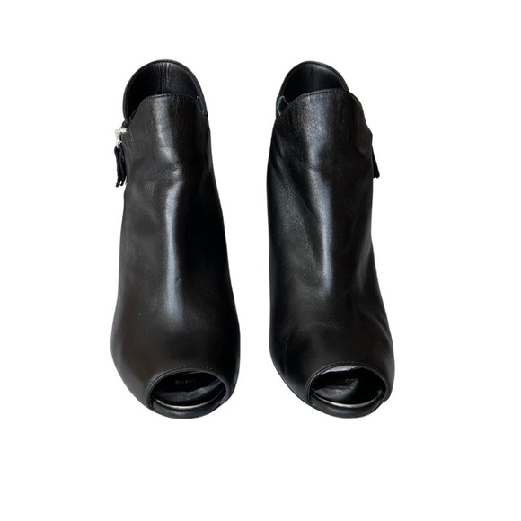 Stuart Weitzman Black Nappa Leather "Jump" Peep-Toe Bootie Size 10 Includes Box - Picture 3 of 11
